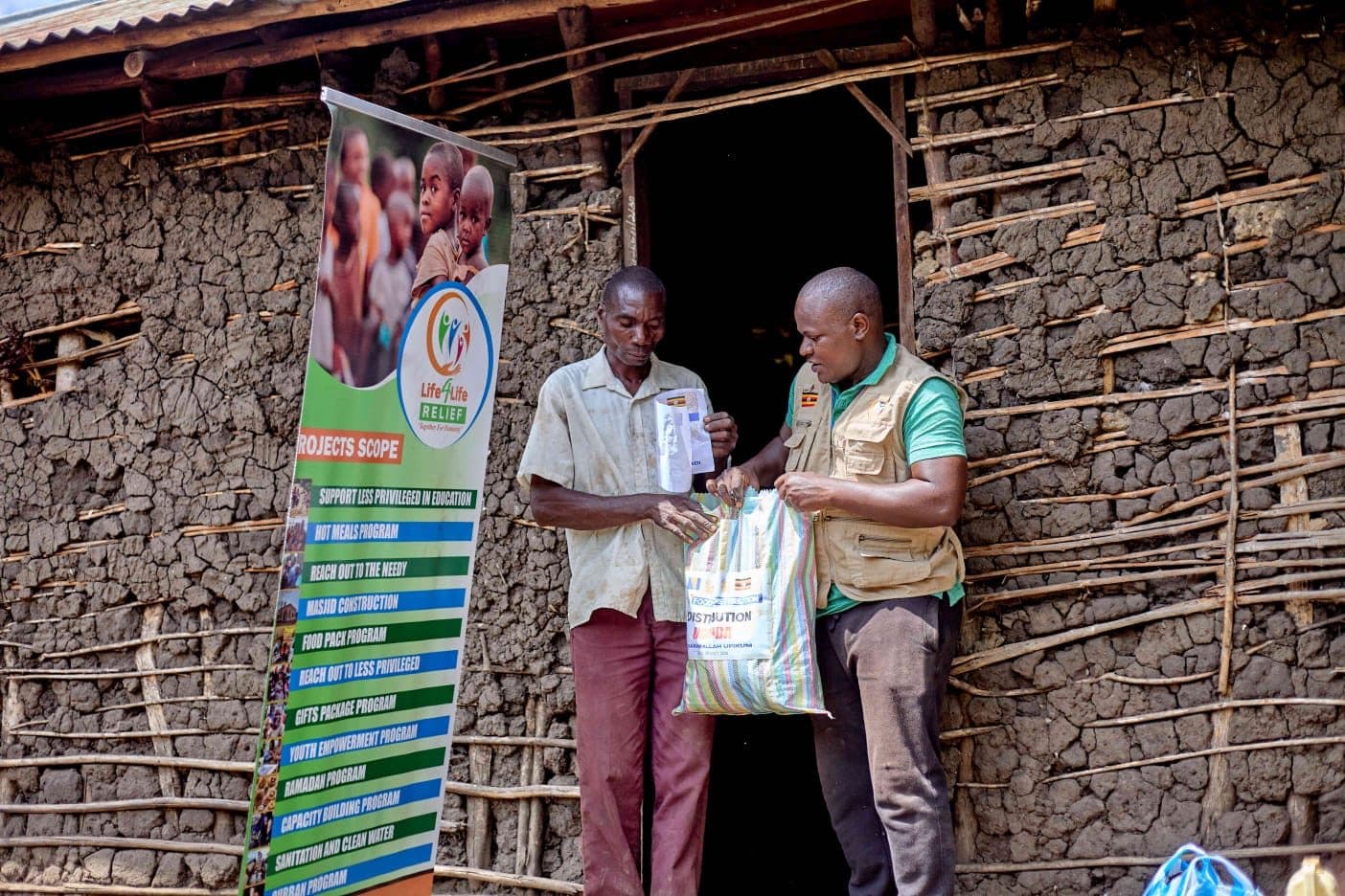 Food packs: Doorstep delivery