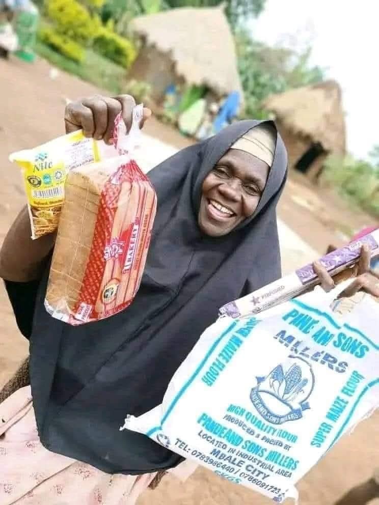 Food packs: Recipient with maize flour