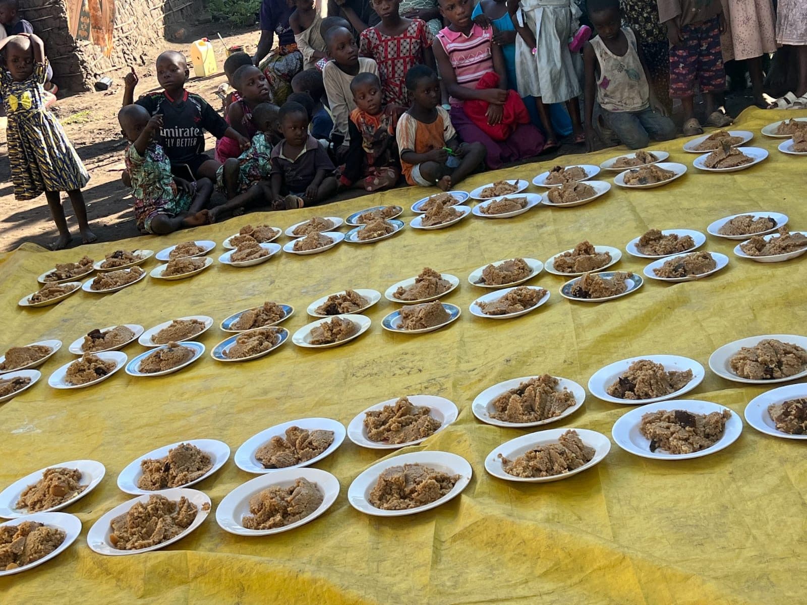 Hot meals: Plates prepared