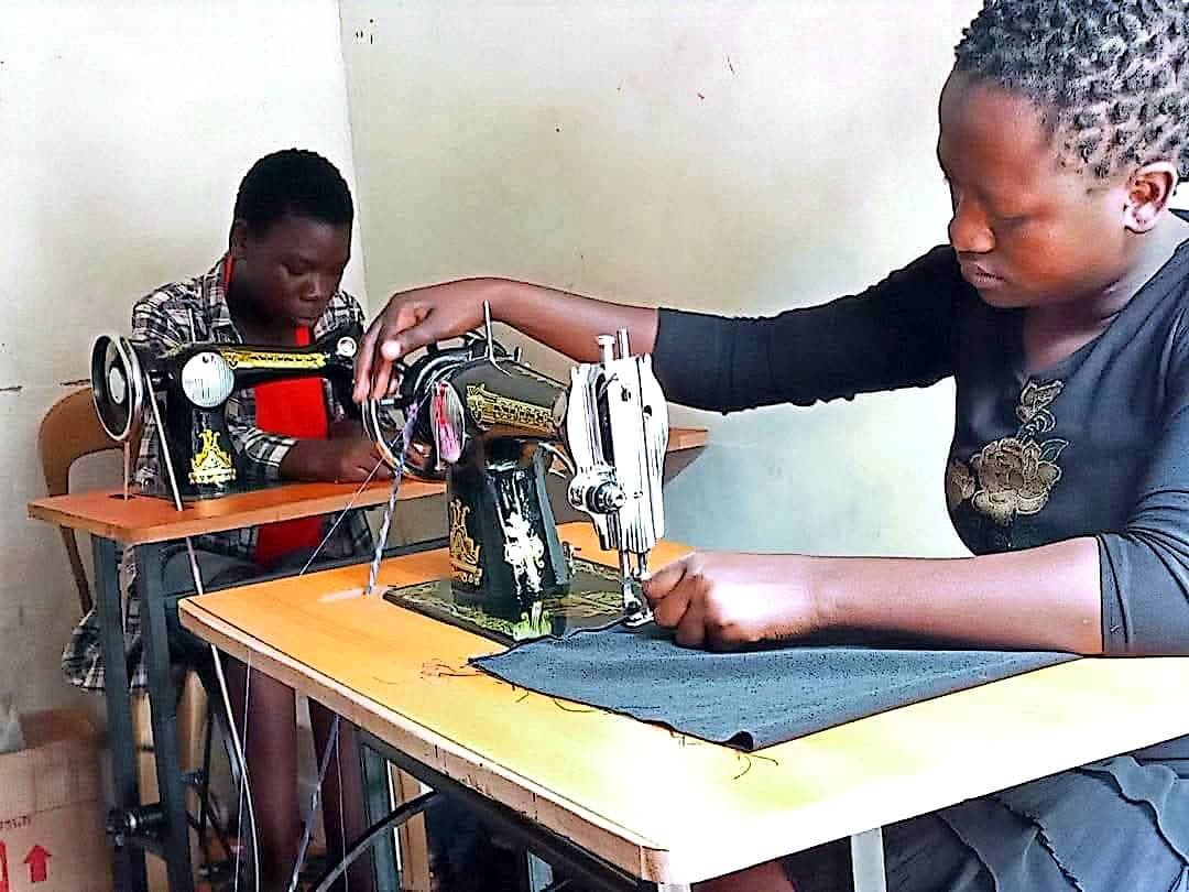 Livelihoods: Tailoring machine