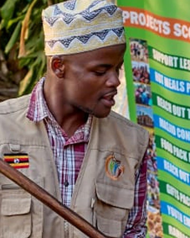 Isingoma Hassan, Volunteer